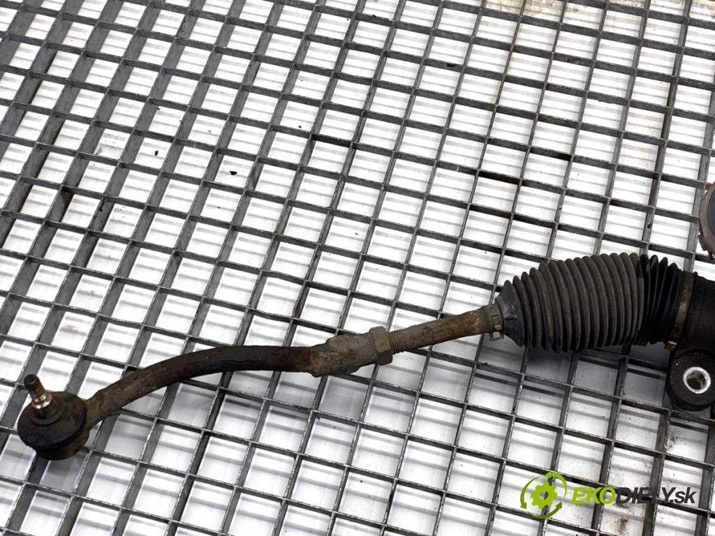 HYUNDAI i30 Kombi 2014 81 kW 1.6 CRDi 1582 riadenie volantu Riadenie 56500A6000