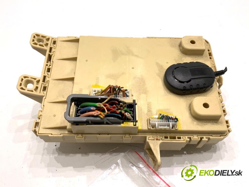 HYUNDAI i30 Kombi 2014 81 kW 1.6 CRDi 1582 Modul BSI 91950-A6021 (Poistková skrinka)