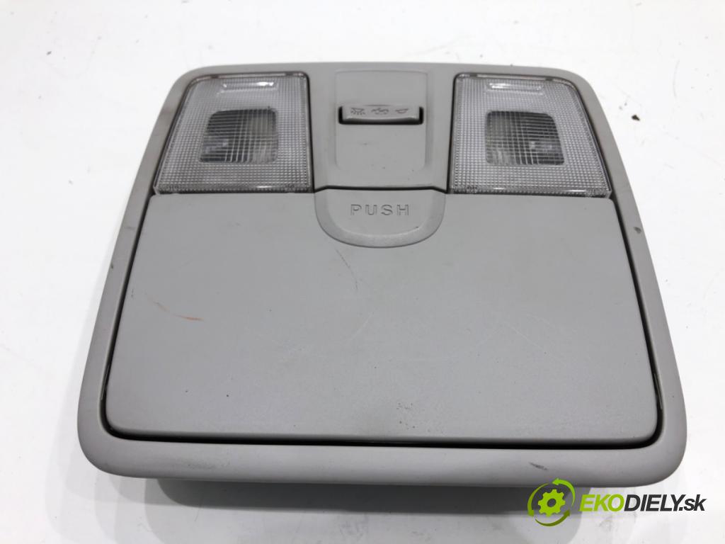 HYUNDAI i30 Kombi 2014 81 kW 1.6 CRDi 1582 světlo stropní 