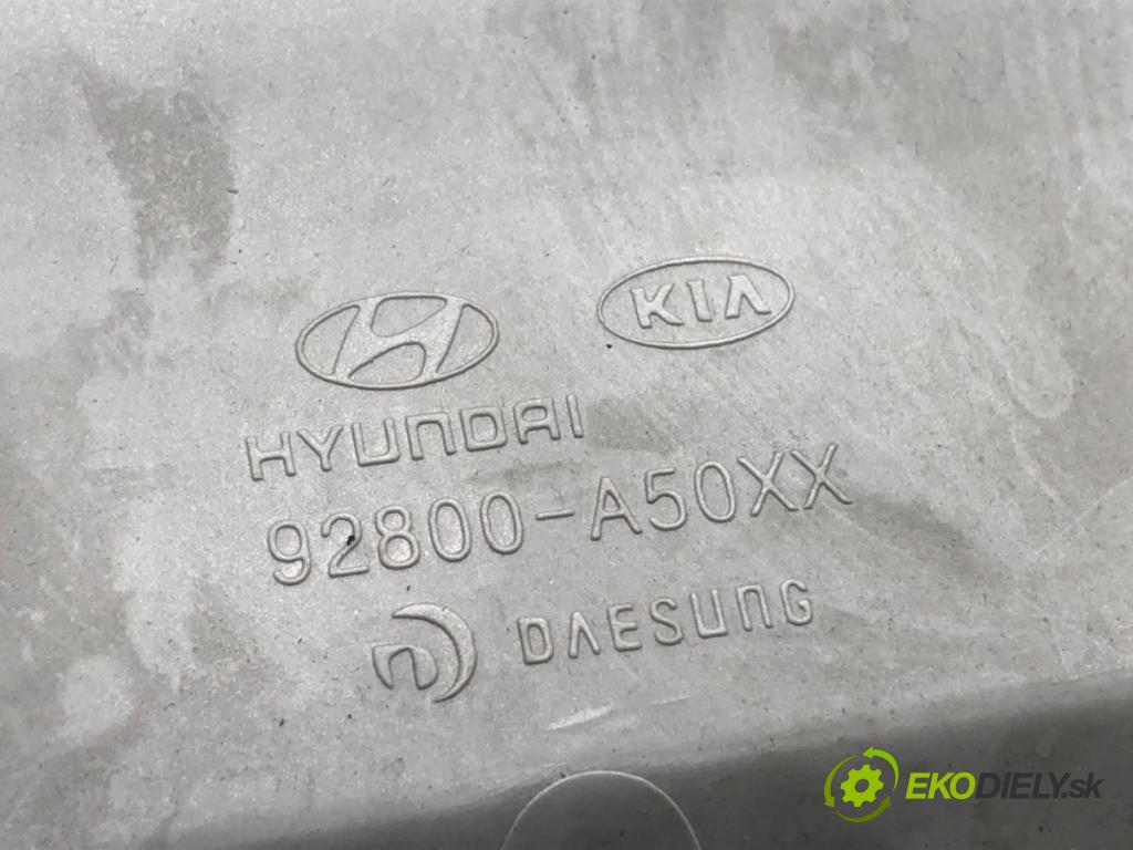 HYUNDAI i30 Kombi 2014 81 kW 1.6 CRDi 1582 Svetlo stropné