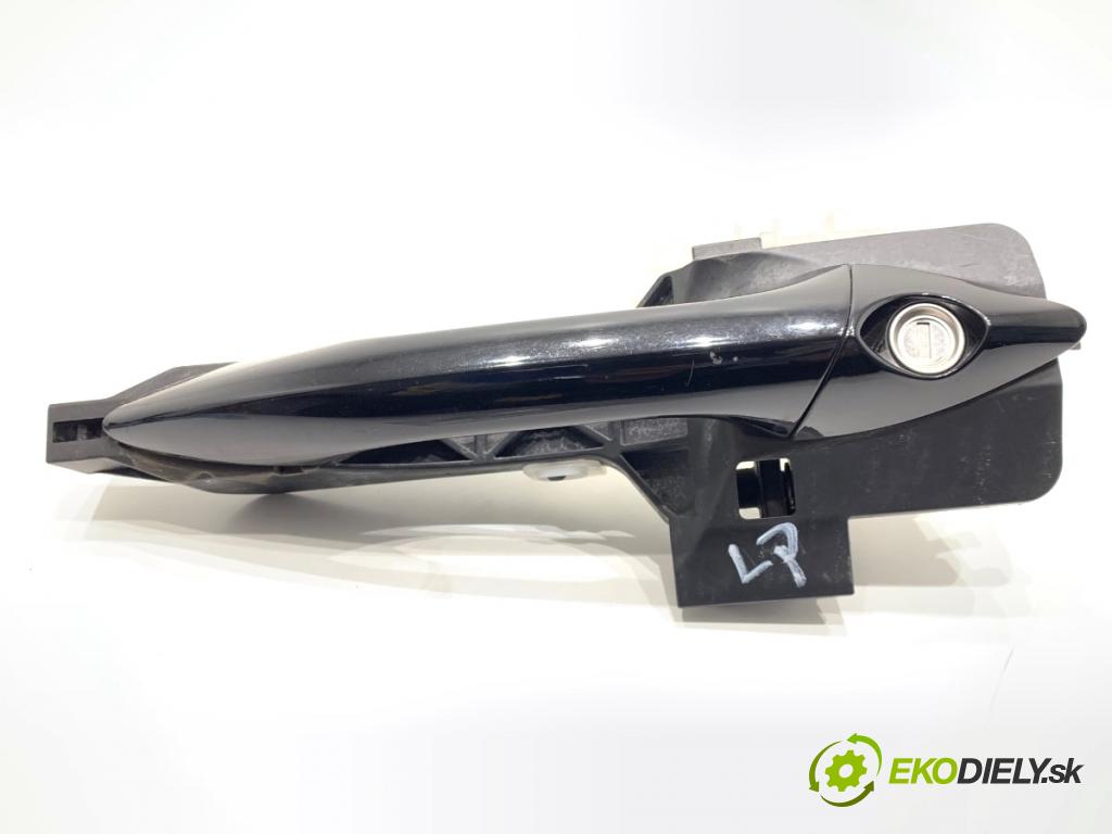 HYUNDAI i30 Kombi 2014 81 kW 1.6 CRDi 1582 klika vnejší levý přední část 