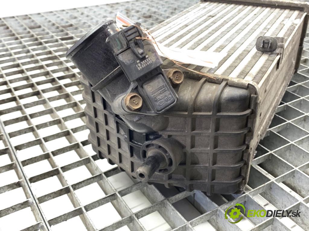 HYUNDAI i30 Kombi 2014 81 kW 1.6 CRDi 1582 intercooler 28270-2A770 (Intercooler (chladič nasávaného vzduchu))