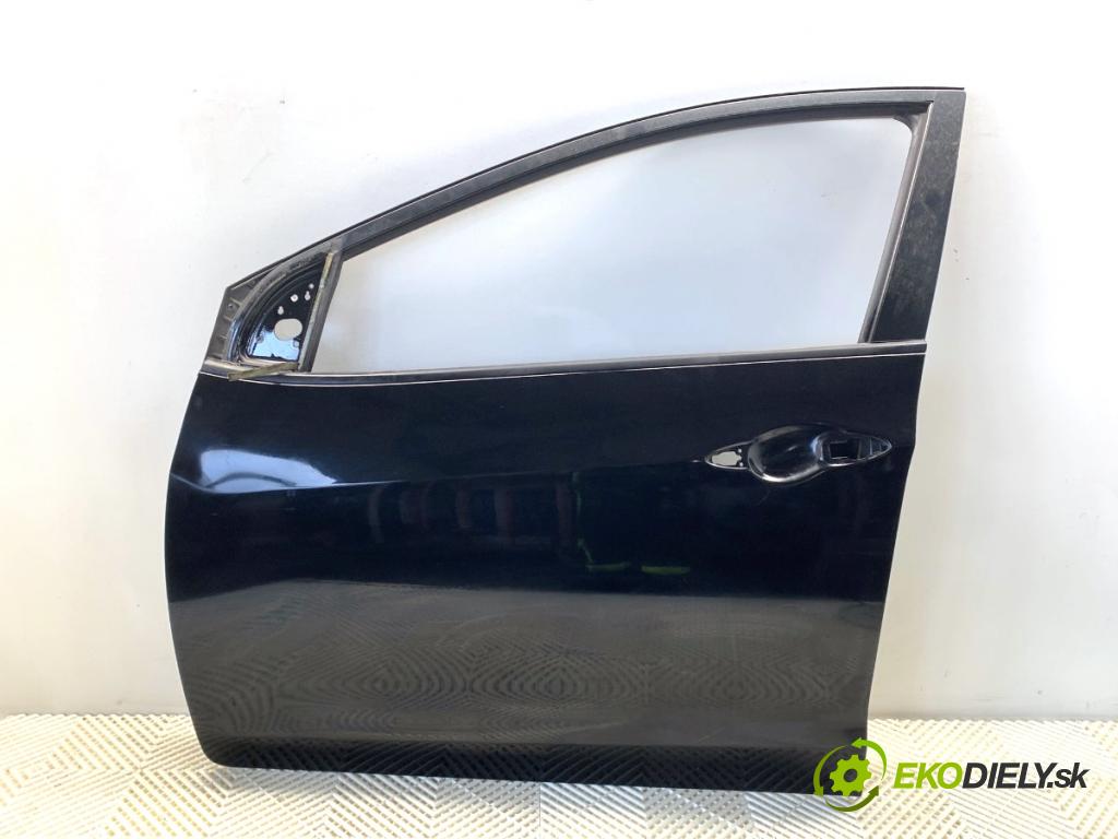 HYUNDAI i30 Kombi 2014 81 kW 1.6 CRDi 1582 Dvere ľavy predný PAE