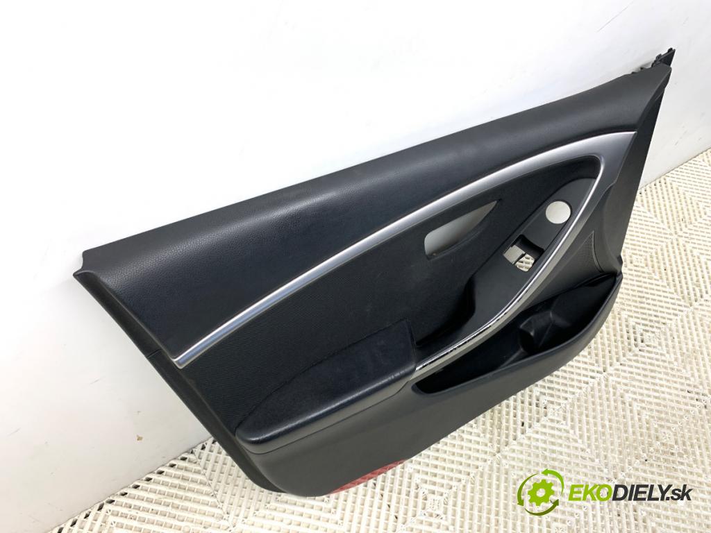 HYUNDAI i30 Kombi 2014 81 kW 1.6 CRDi 1582 čalúnenie Dvere ľavy predný