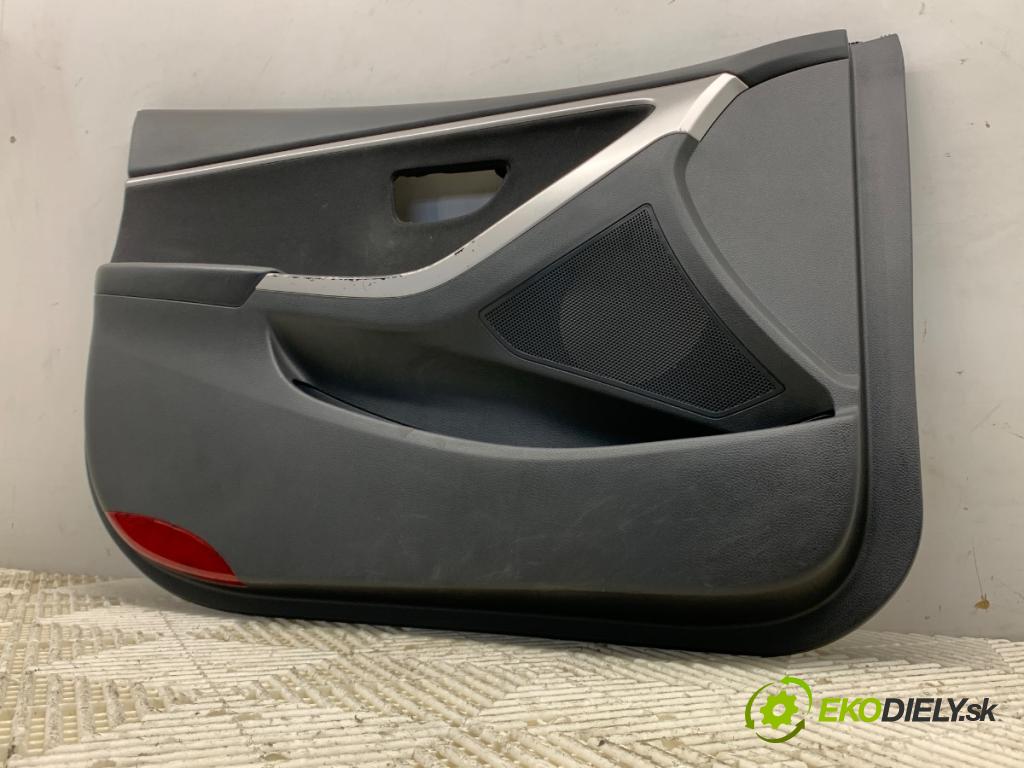 HYUNDAI i30 Kombi 2014 81 kW 1.6 CRDi 1582 čalúnenie Dvere ľavy predný