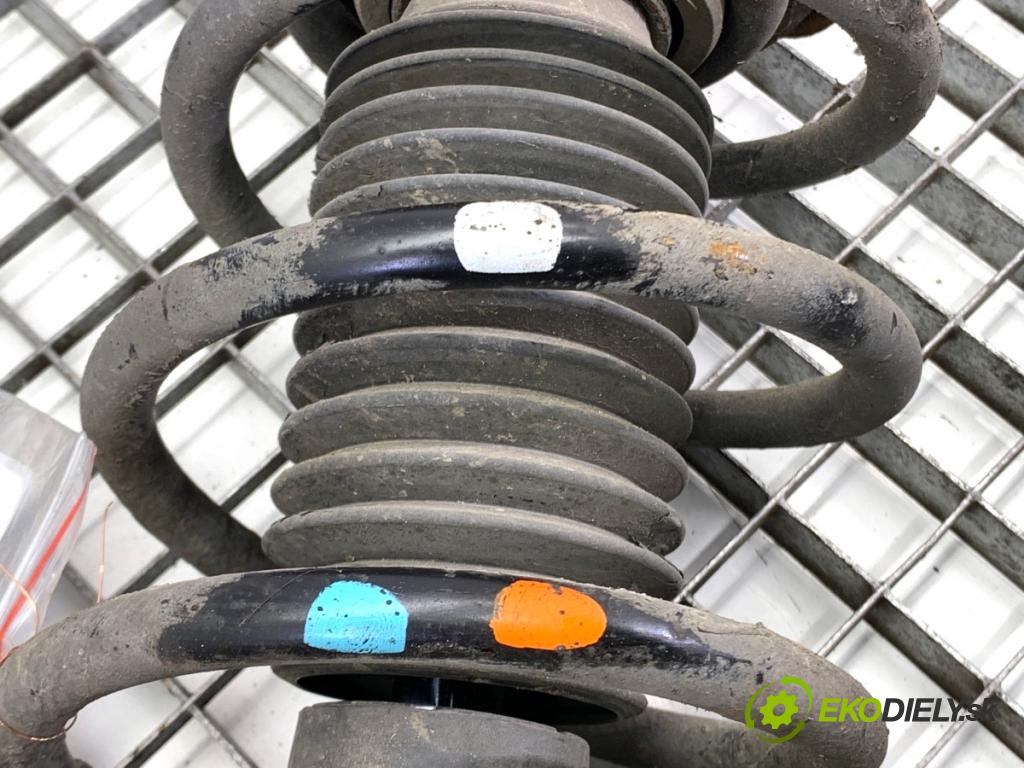 HYUNDAI i30 Kombi 2014 81 kW 1.6 CRDi 1582 Tlmič pravy predný ZE 54660-A6160