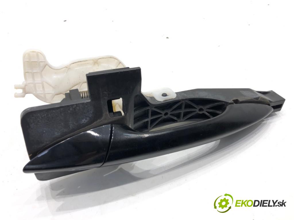 HYUNDAI i30 Kombi 2014 81 kW 1.6 CRDi 1582 klika vnejší levý zadní část 