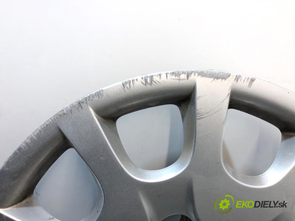 HYUNDAI i30 Kombi 2014 81 kW 1.6 CRDi 1582 puklica 15