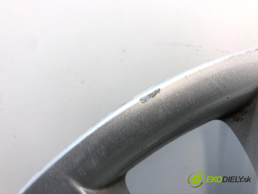 HYUNDAI i30 Kombi 2014 81 kW 1.6 CRDi 1582 puklica 15