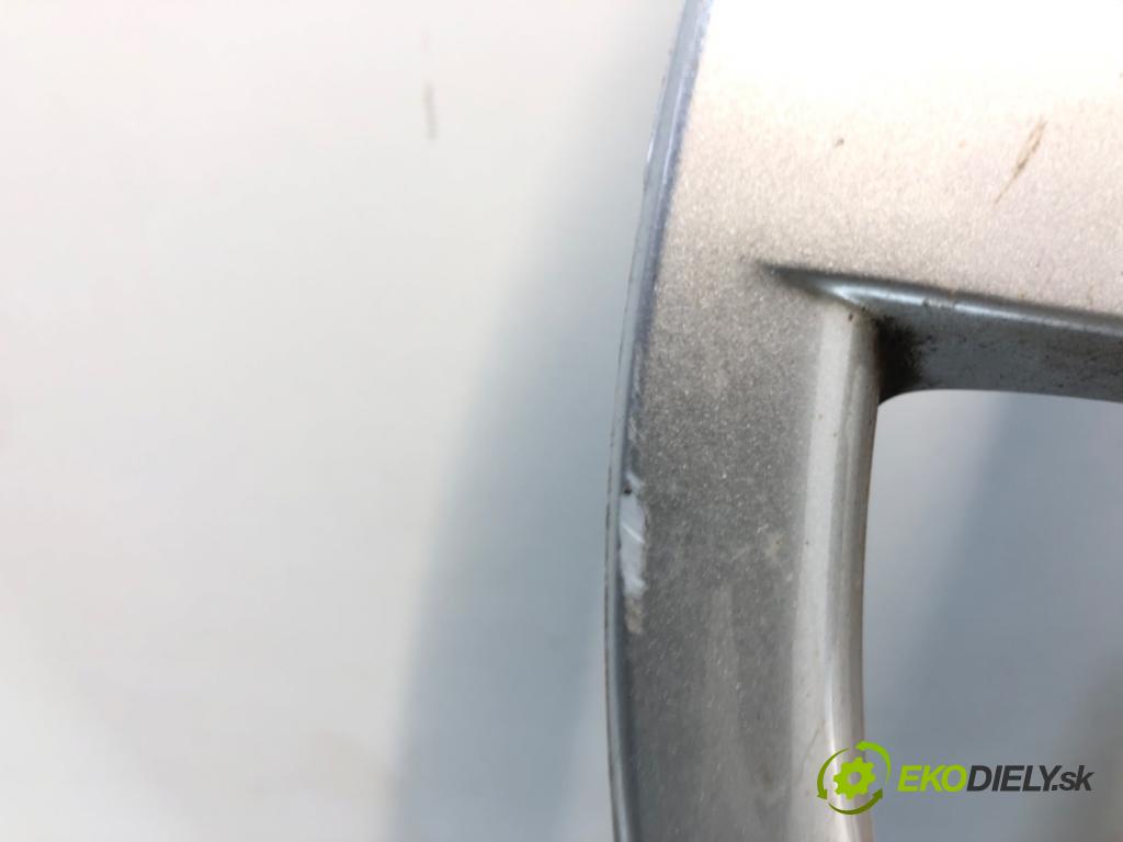 HYUNDAI i30 Kombi 2014 81 kW 1.6 CRDi 1582 puklica 15