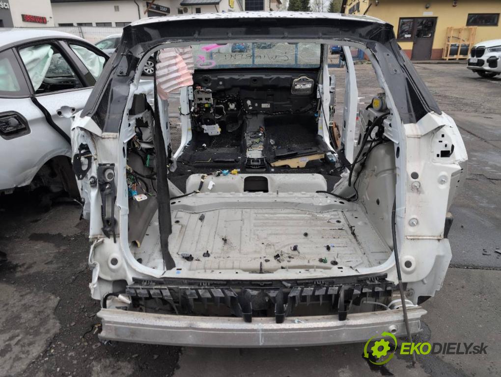 PEUGEOT 3008 SUV 2021 147 kW Hybrid4 (M45GBU) 1598 karoséria ČTVRŤÁK: Blatník prah strecha PODŁUŻNICA