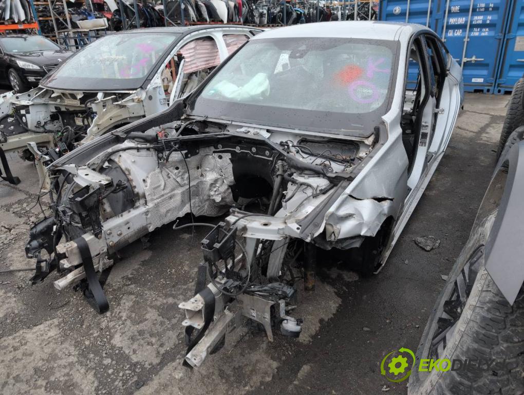 BMW F34 liftback 2015 140 kW 320 d 1995 KAROSERIA ČTVRŤÁK blatník práh střecha PODŁUŻNICA