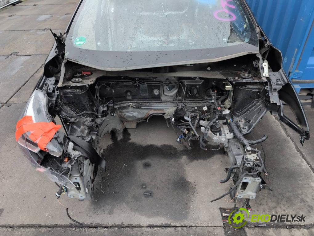 NISSAN MICRA K14 liftback 2020 74 kW 1.0 IG-T 100 999 karoséria ČTVRŤÁK: Blatník prah strecha PODŁUŻNICA