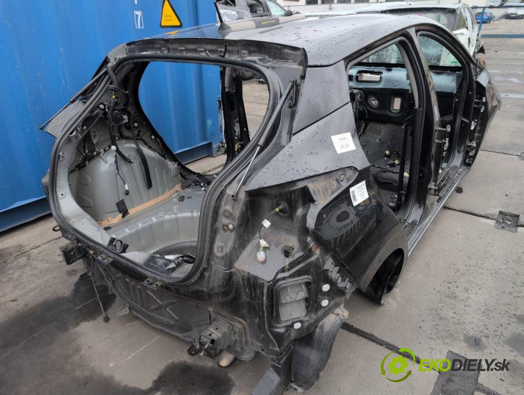 NISSAN MICRA K14 liftback 2020 74 kW 1.0 IG-T 100 999 karoséria ČTVRŤÁK: Blatník prah strecha PODŁUŻNICA