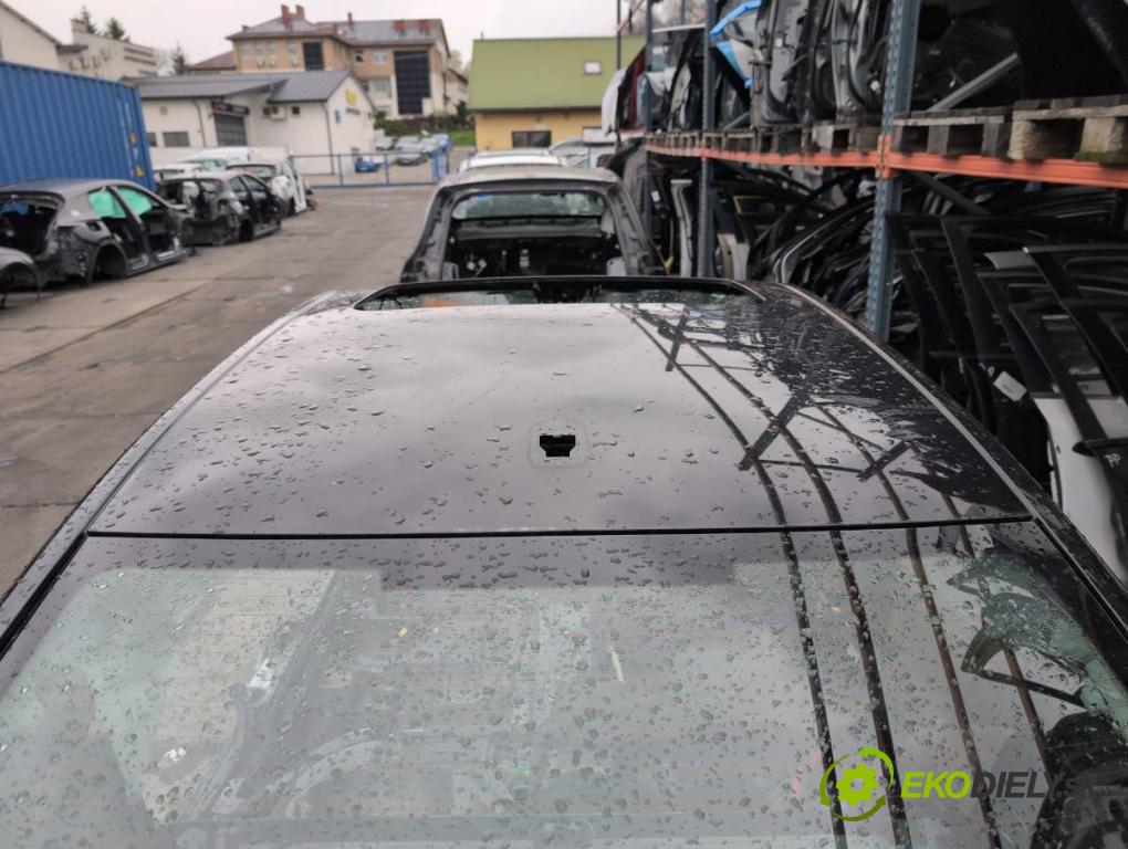 AUDI A4 B9 sedan 2018 185 kW 2.0 TFSI quattro 1984 karoséria ČTVRŤÁK: Blatník prah strecha PODŁUŻNICA