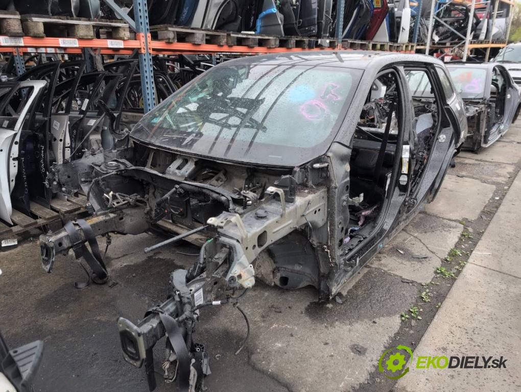 JEEP CHEROKEE KL SUV 2014 125 kW 2.0 CRD 4x4 1956 karoséria ČTVRŤÁK: Blatník prah strecha PODŁUŻNICA 