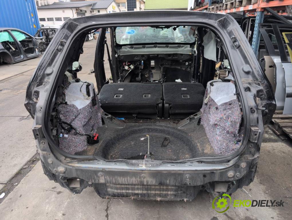 JEEP CHEROKEE KL SUV 2014 125 kW 2.0 CRD 4x4 1956 karoséria ČTVRŤÁK: Blatník prah strecha PODŁUŻNICA