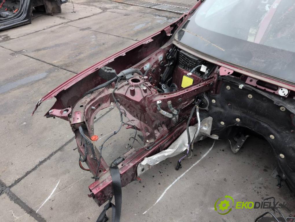 BMW G02 SUV 2023 140 kW xDrive 20 d 1995 karoséria ČTVRŤÁK: Blatník prah strecha PODŁUŻNICA