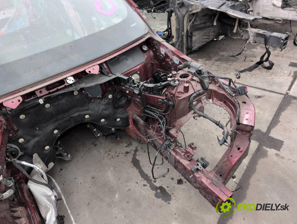 BMW G02 SUV 2023 140 kW xDrive 20 d 1995 karoséria ČTVRŤÁK: Blatník prah strecha PODŁUŻNICA