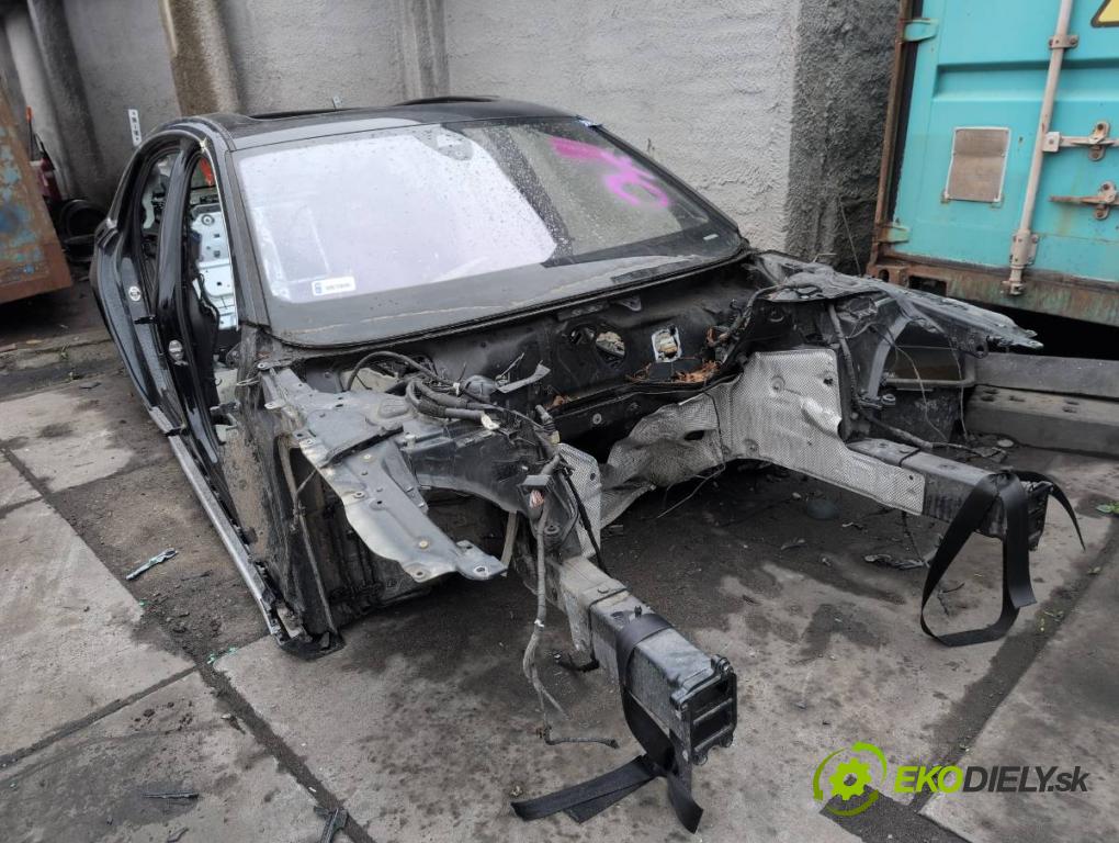 AUDI A8 D4 sedan 2015 368 kW 6.3 W12 quattro 6299 KAROSERIA ČTVRŤÁK blatník práh střecha PODŁUŻNICA 