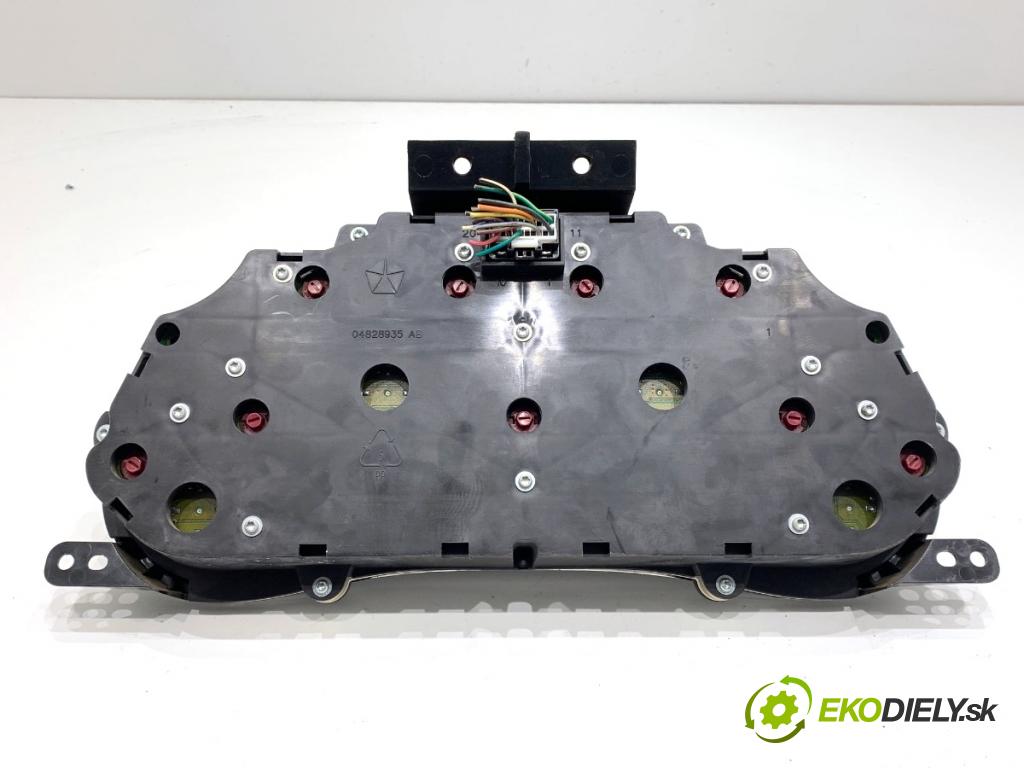 JEEP CHEROKEE KJ samochód terenowy zamknięty 2003 155 kW 3.7 4x4 3698 Prístrojovka P56010491AB (Prístrojová doska)