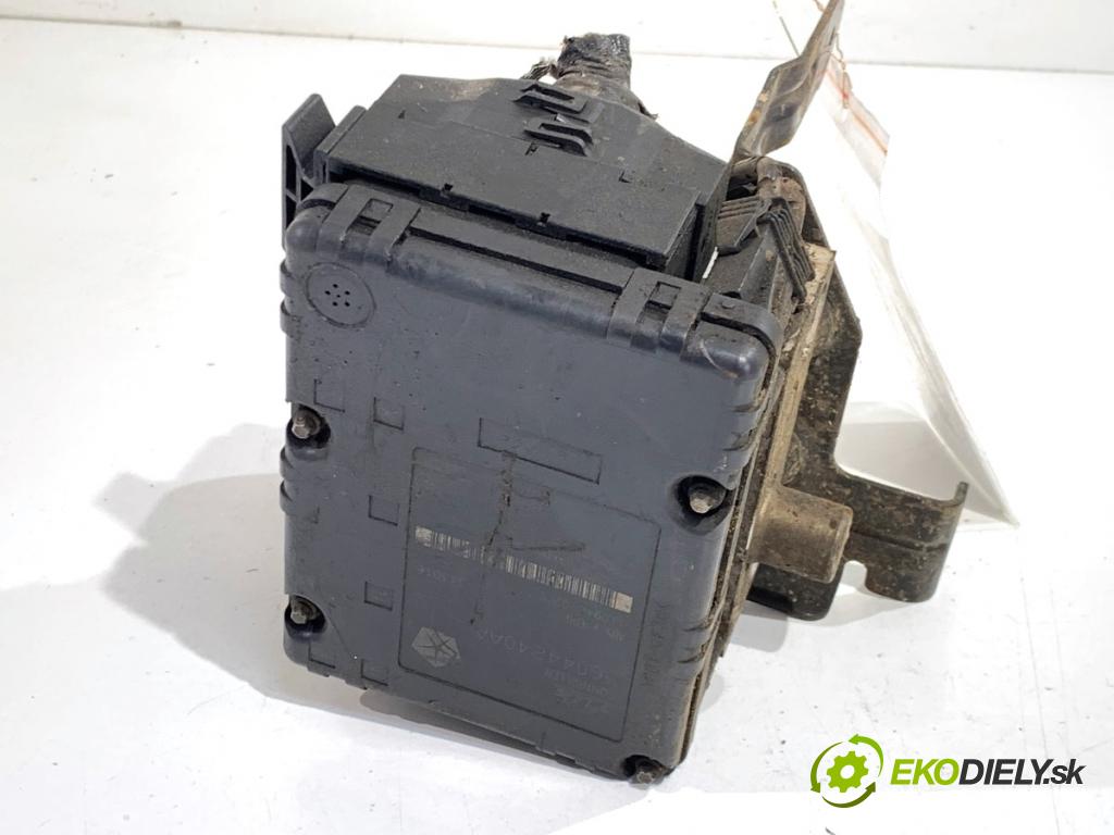 JEEP CHEROKEE KJ samochód terenowy zamknięty 2003 155 kW 3.7 4x4 3698 Pumpa ABS P52128675AA (Pumpa ABS)