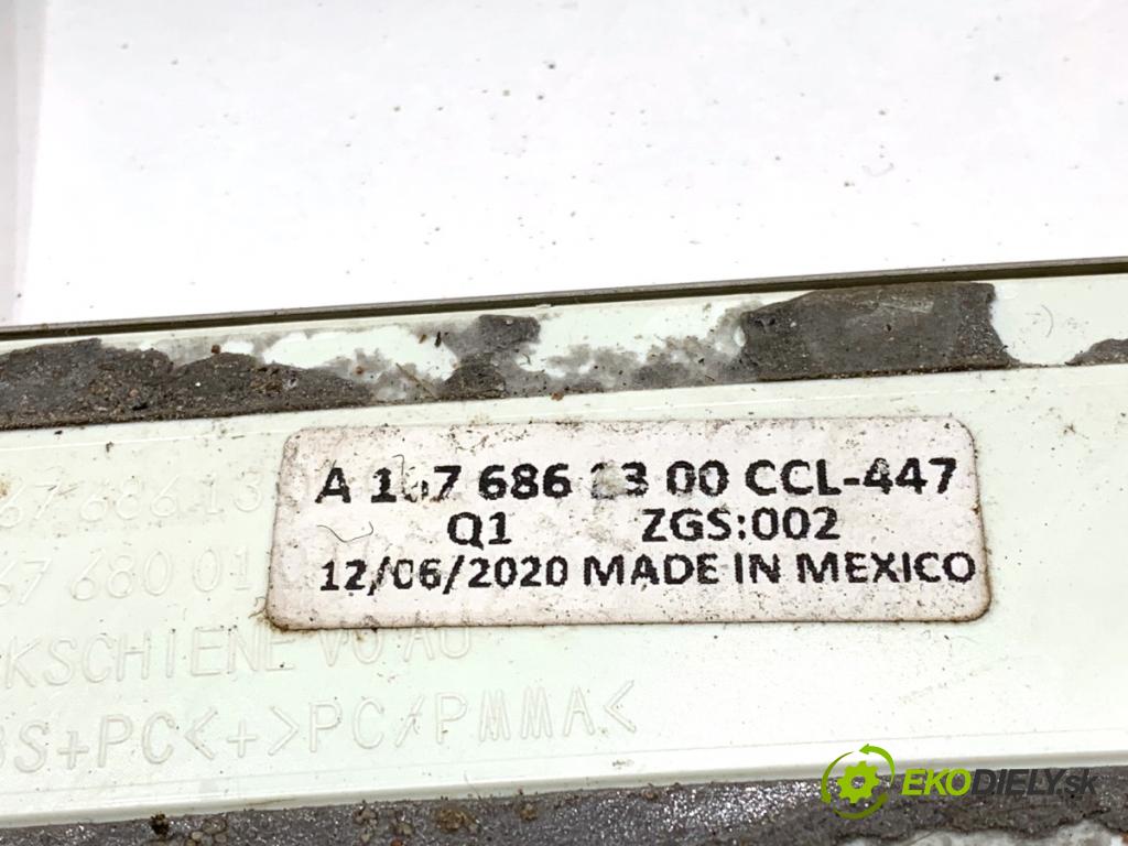 MERCEDES-BENZ GLE SUV 2020 180 kW GLE 300 d 4-matic (167.119) 1950 lišty gumy pedálu PROGOWE A1676861300