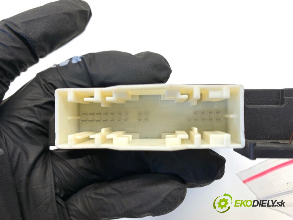 MERCEDES-BENZ GLE SUV 2020 180 kW GLE 300 d 4-matic (167.119) 1950 Modul KEYLESS A1679004416