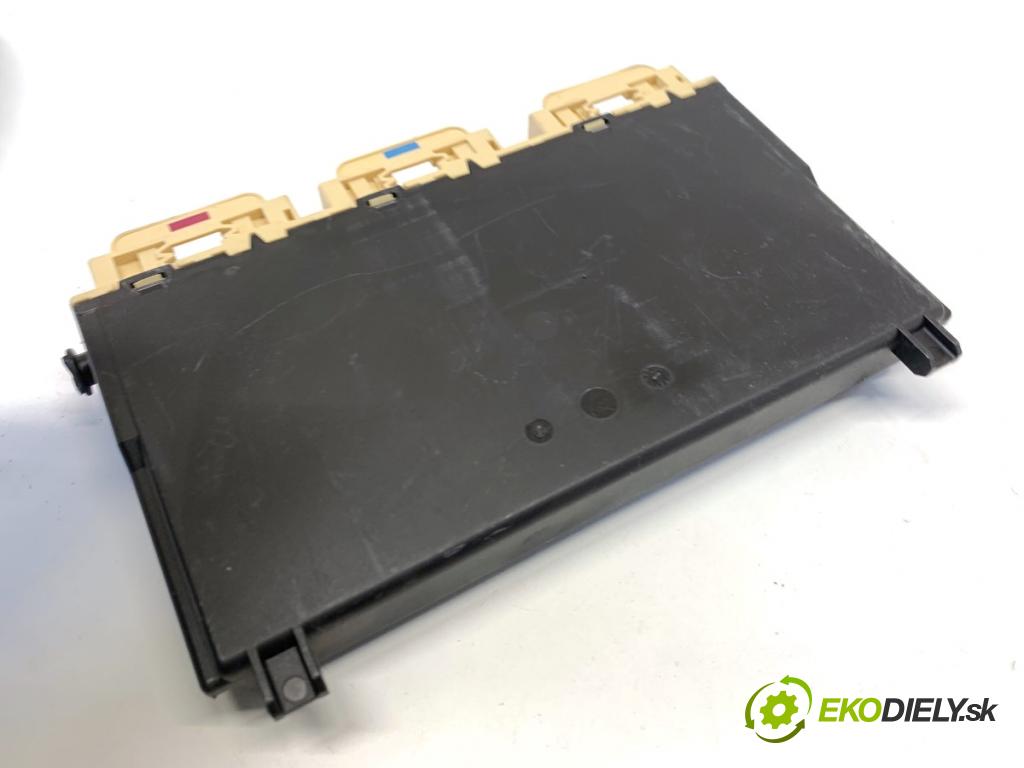 MERCEDES-BENZ GLE SUV 2020 180 kW GLE 300 d 4-matic (167.119) 1950 Modul sedačky A1679002211