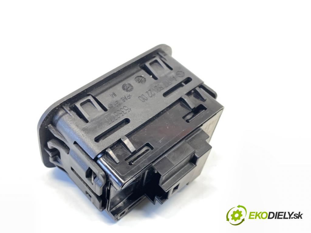 MERCEDES-BENZ GLE SUV 2020 180 kW GLE 300 d 4-matic (167.119) 1950 vypínač Prepínač ťažného oka A1679052501