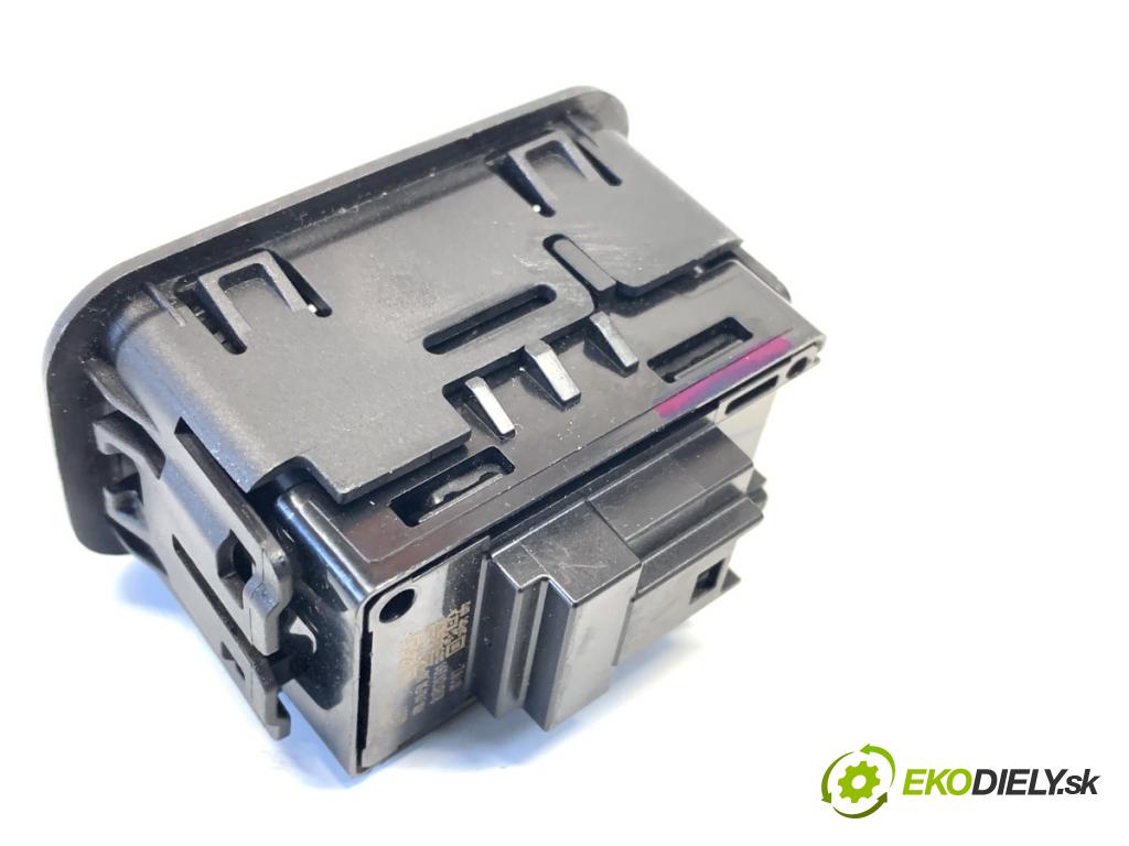 MERCEDES-BENZ GLE SUV 2020 180 kW GLE 300 d 4-matic (167.119) 1950 vypínač Prepínač ťažného oka A1679052501