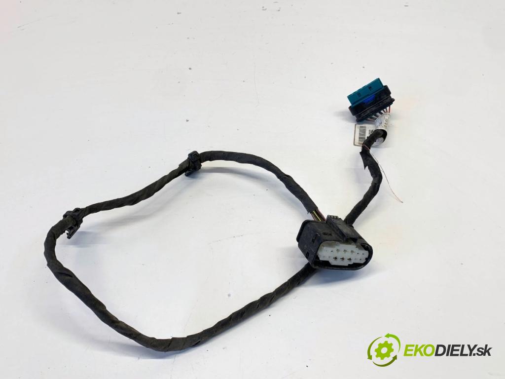 MERCEDES-BENZ GLE SUV 2020 180 kW GLE 300 d 4-matic (167.119) 1950 Káblovačka elektrická A1675402101