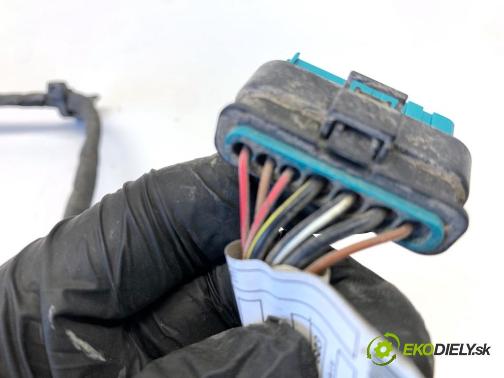 MERCEDES-BENZ GLE SUV 2020 180 kW GLE 300 d 4-matic (167.119) 1950 Káblovačka elektrická A1675402101