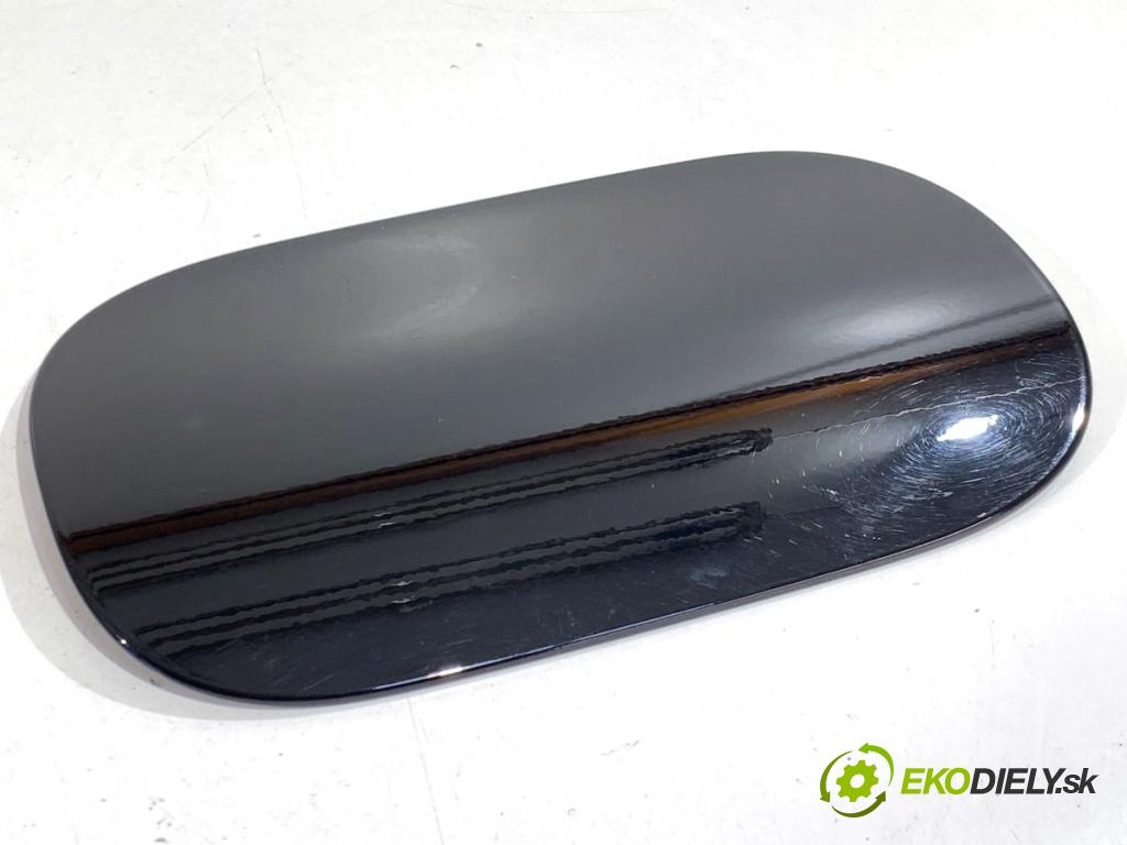 MERCEDES-BENZ GLE SUV 2020 180 kW GLE 300 d 4-matic (167.119) 1950 Dvierka nádrže paliva A1677570000 (Kľučka dverí ostatné)