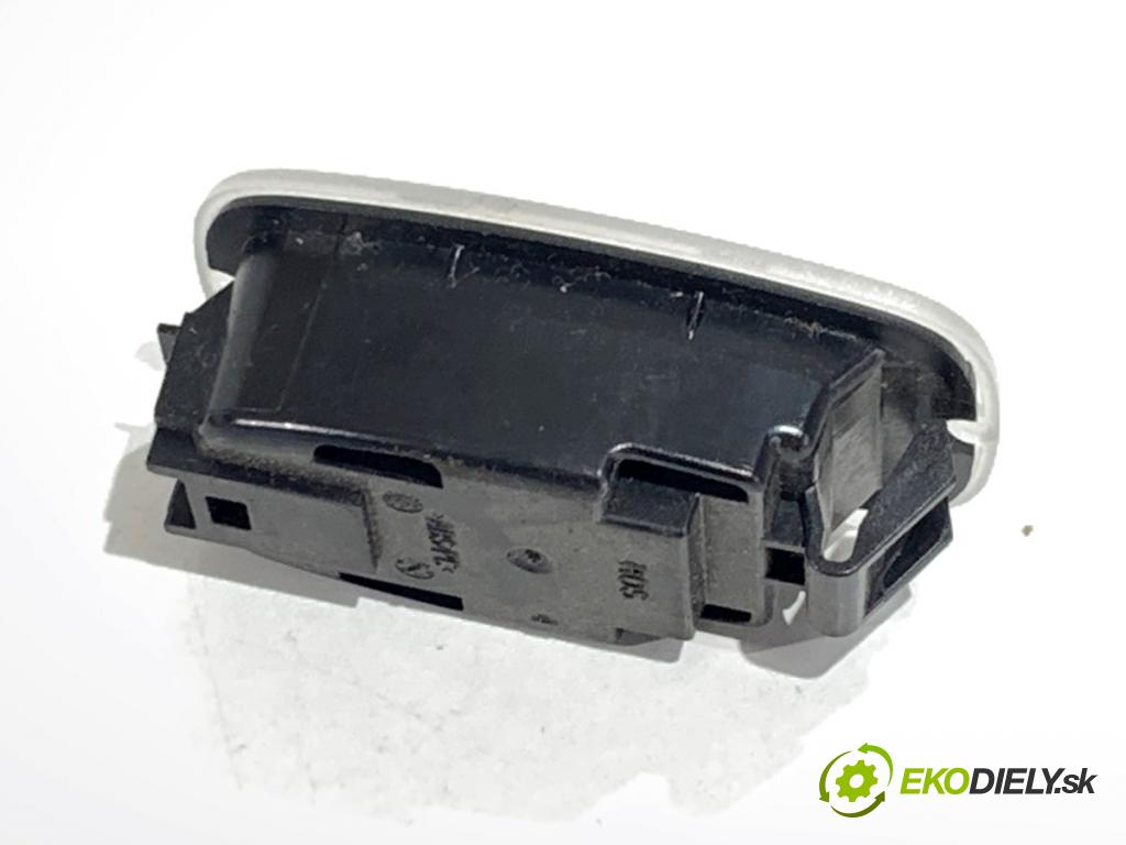 MERCEDES-BENZ GLE SUV 2020 180 kW GLE 300 d 4-matic (167.119) 1950 osvetlenia vnútorná A0009069709