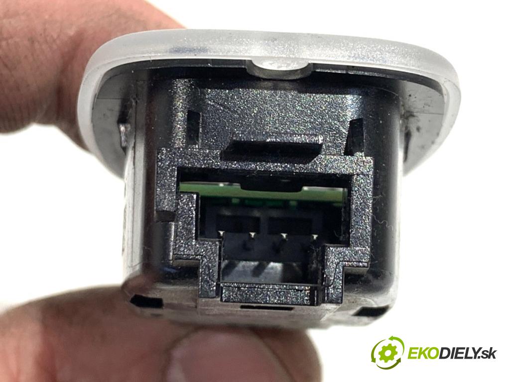 MERCEDES-BENZ GLE SUV 2020 180 kW GLE 300 d 4-matic (167.119) 1950 osvetlenia vnútorná A0009069709