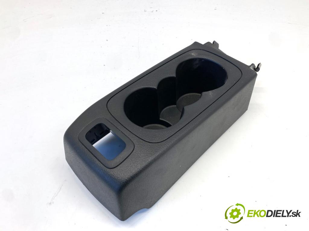 MERCEDES-BENZ GLE SUV 2020 180 kW GLE 300 d 4-matic (167.119) 1950 Držiak na nápoje A1679730100 (Držiak (úchyt) na nápoje)