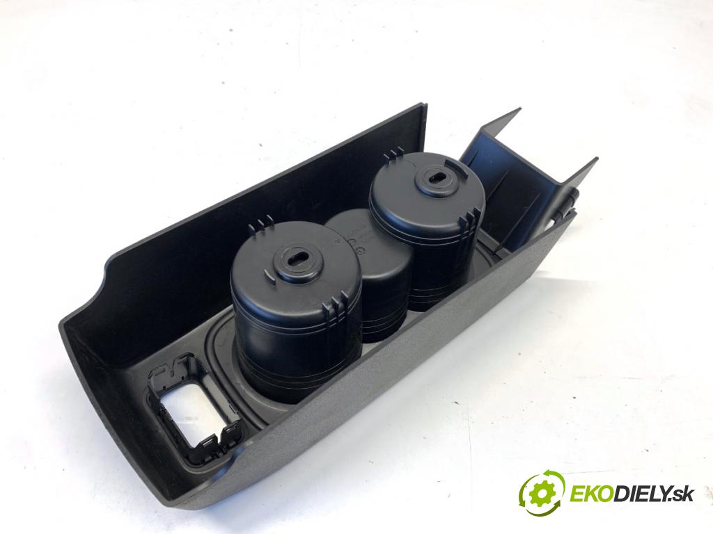 MERCEDES-BENZ GLE SUV 2020 180 kW GLE 300 d 4-matic (167.119) 1950 Držiak na nápoje A1679730100 (Držiak (úchyt) na nápoje)