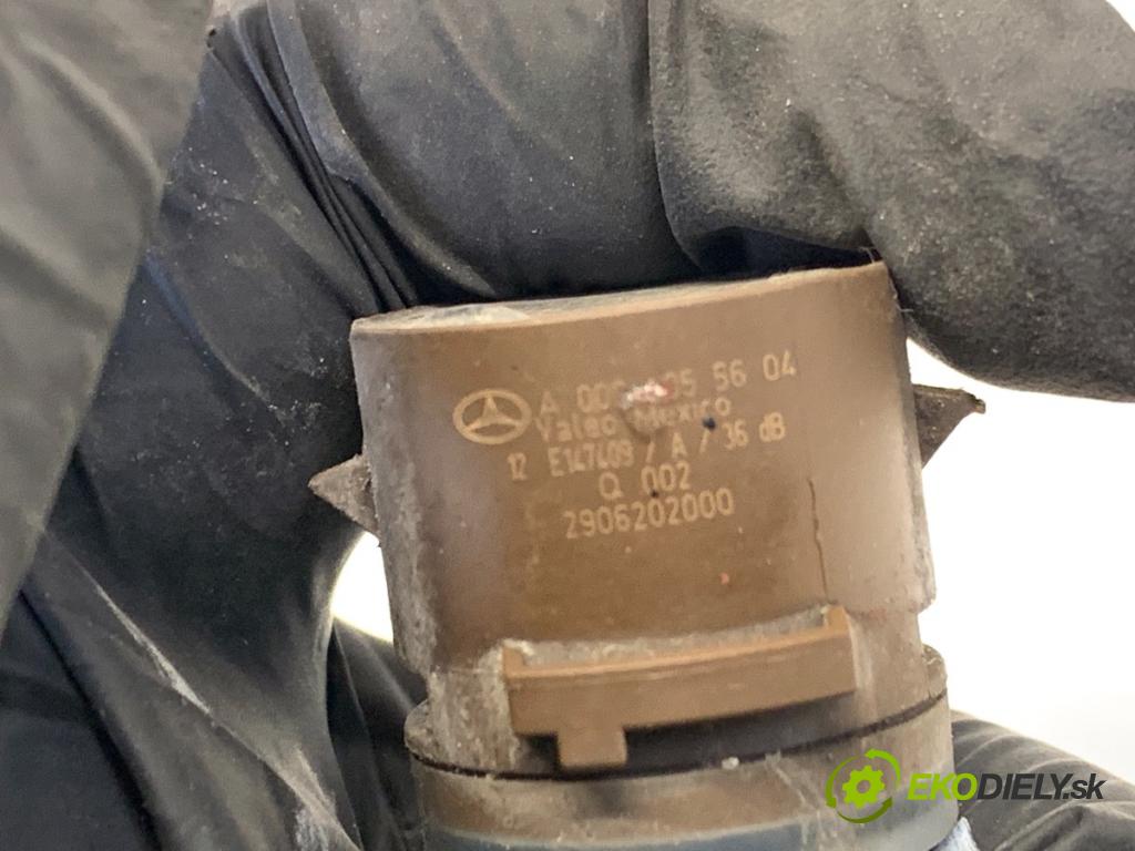 MERCEDES-BENZ GLE SUV 2020 180 kW GLE 300 d 4-matic (167.119) 1950 snímač PDC A0009055604