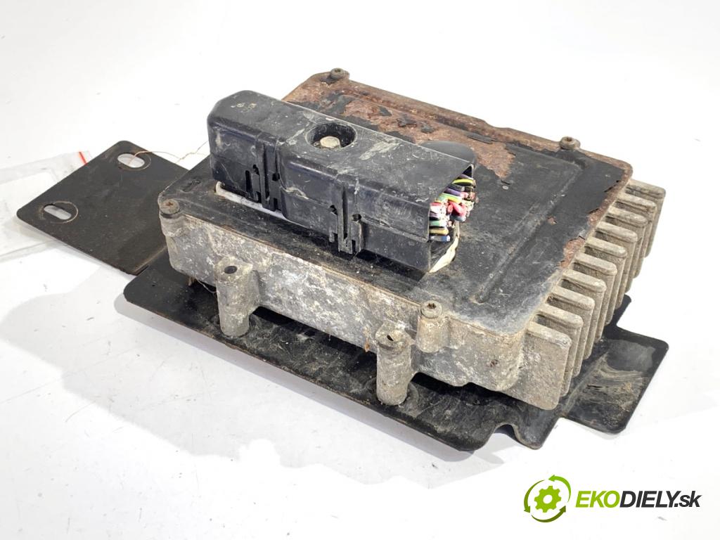 JEEP CHEROKEE KJ samochód terenowy zamknięty 2003 155 kW 3.7 4x4 3698 Riadiaca jednotka prevodovky P56044573AA (Riadiaca jednotka prevodovky)