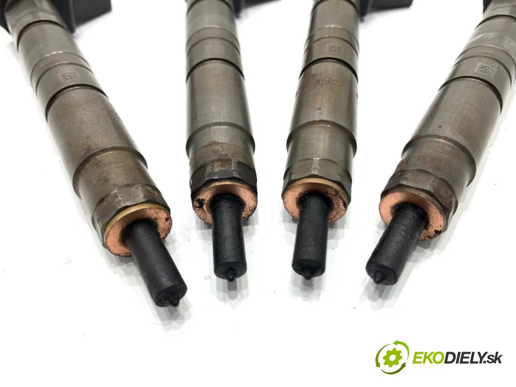 BMW F10 sedan 2015 160 kW 525 d xDrive 1995 vstřikovací ventily 7823461