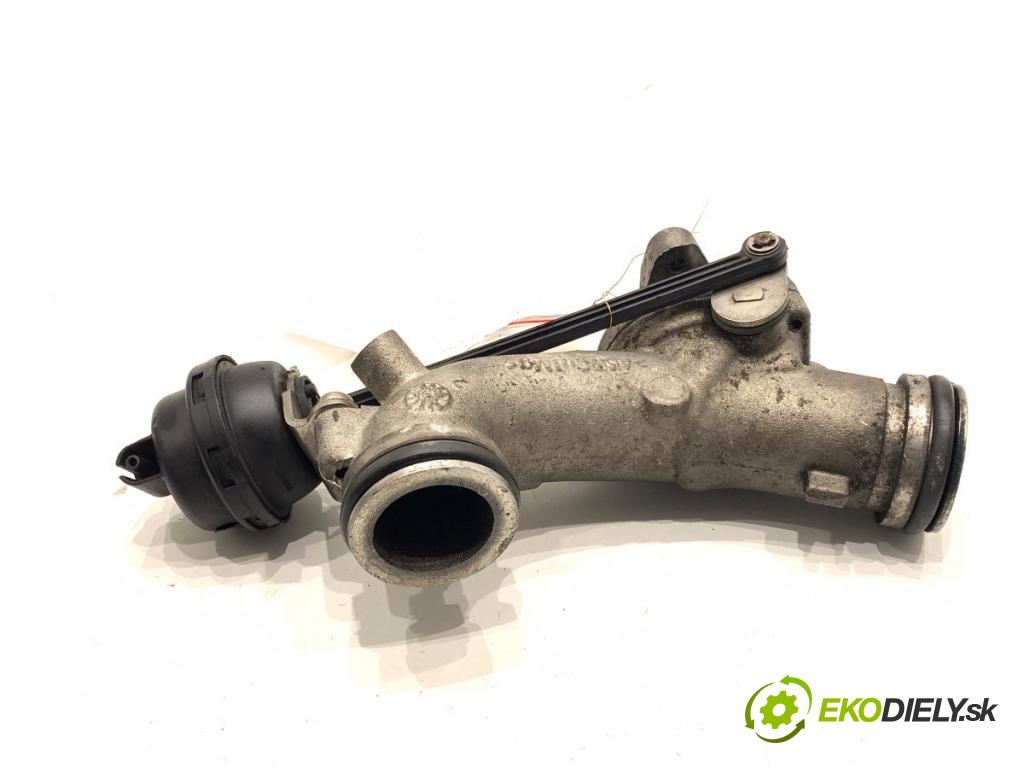 BMW F10 sedan 2015 160 kW 525 d xDrive 1995 Rúra turba obal 8512391