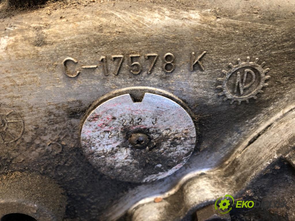 JEEP CHEROKEE KJ samochód terenowy zamknięty 2003 155 kW 3.7 4x4 3698 Reduktor P52111022AE