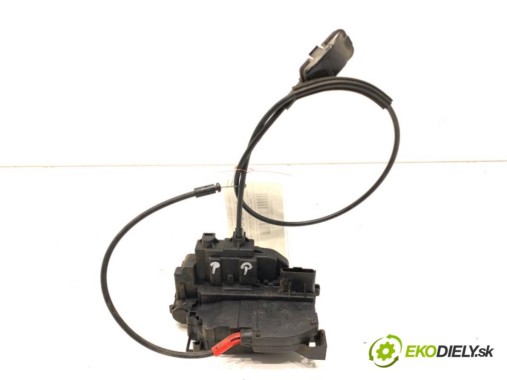 RENAULT KANGOO II nadwozie wielkoprzestrzenne (MPV) 2009 50 kW 1.5 dCi 70 (KW0V, KW0A) 1461 zámok Dvere pravy predný 8200497604