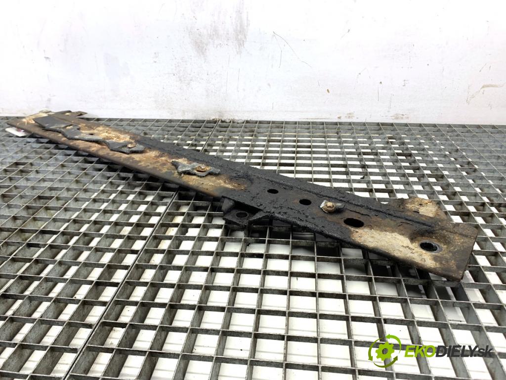 RENAULT KANGOO II nadwozie wielkoprzestrzenne (MPV) 2009 50 kW 1.5 dCi 70 (KW0V, KW0A) 1461 výztuha pod chladiče