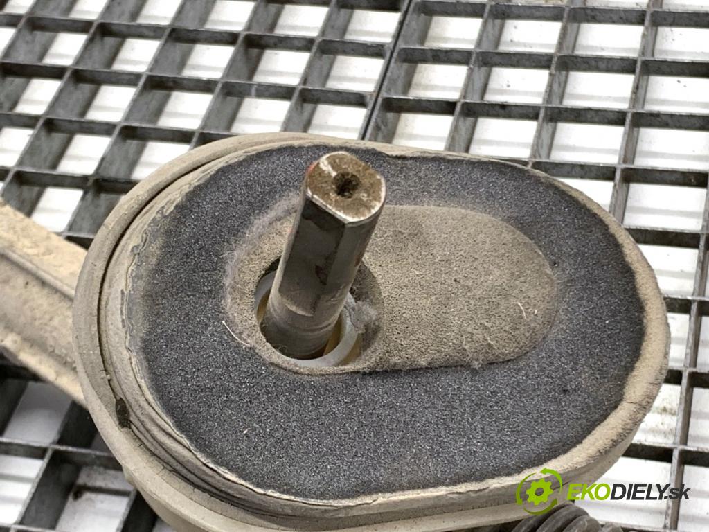 RENAULT KANGOO II nadwozie wielkoprzestrzenne (MPV) 2009 50 kW 1.5 dCi 70 (KW0V, KW0A) 1461 riadenie volantu Riadenie 7955501009