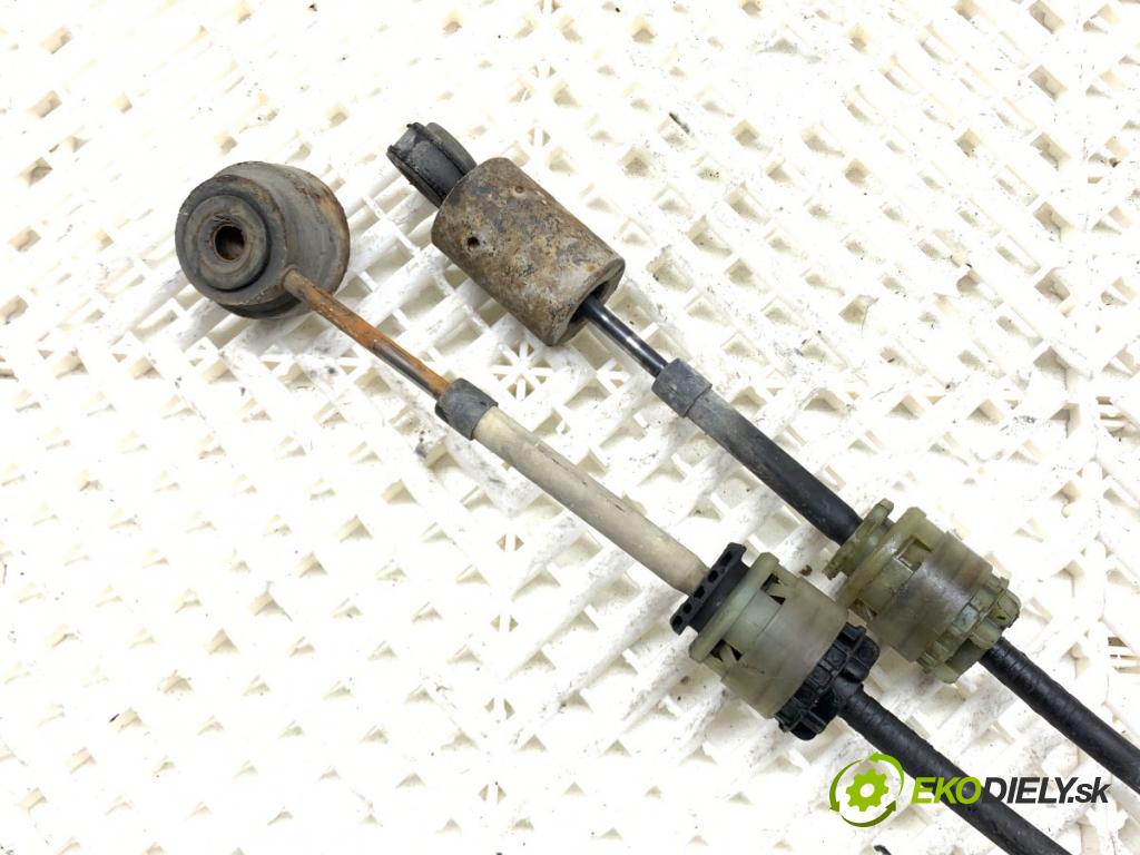 RENAULT KANGOO II nadwozie wielkoprzestrzenne (MPV) 2009 50 kW 1.5 dCi 70 (KW0V, KW0A) 1461 kulisa 8200788667 (Řadicí páka (kulisa) )