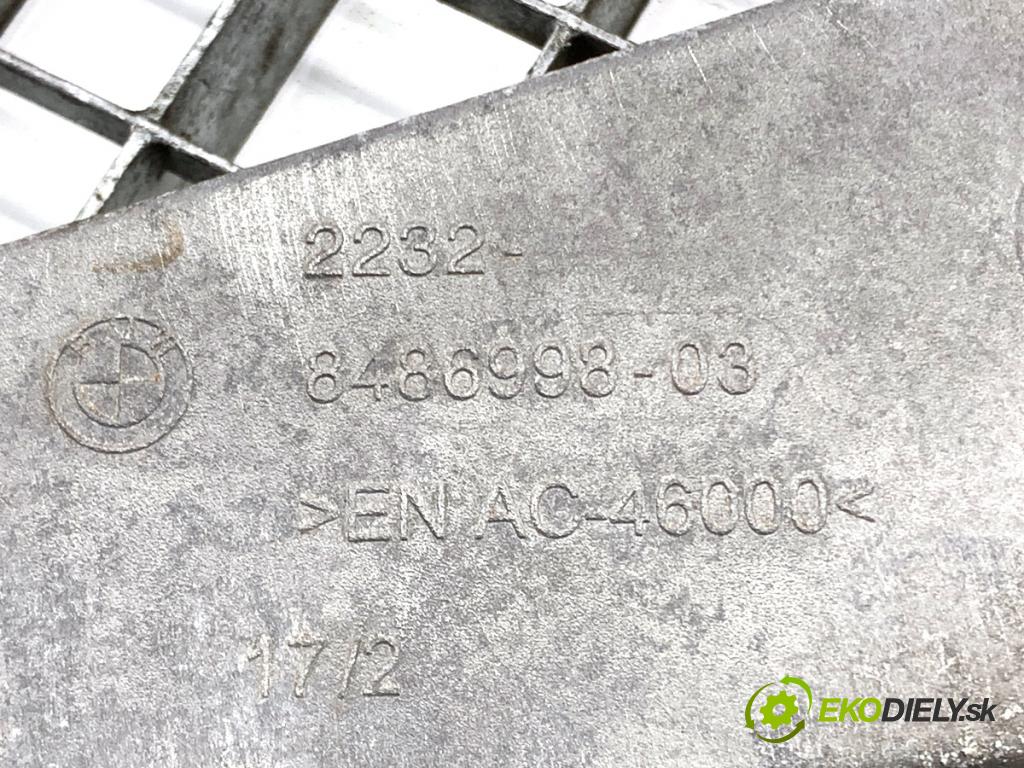 BMW G02 SUV 2023 140 kW xDrive 20 d 1995 Držiak prevodovky 8486998