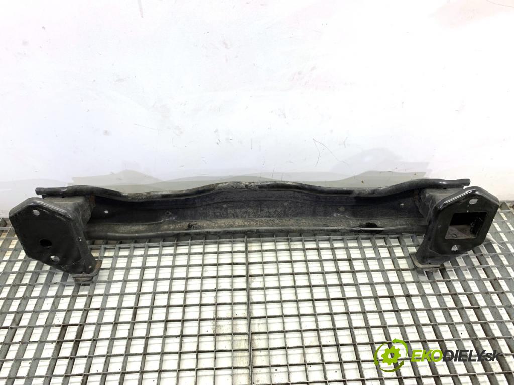 BMW G02 SUV 2023 140 kW xDrive 20 d 1995 výztuha nárazníka zadní část 7400008 (Zadní výztuha)