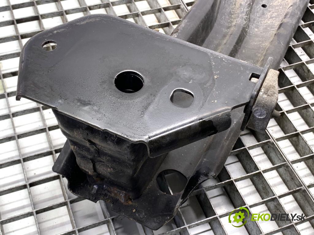 BMW G02 SUV 2023 140 kW xDrive 20 d 1995 výztuha nárazníka zadní část 7400008 (Zadní výztuha)